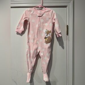 3 pieces of girls Carter’s pajamas. Size 18 months.